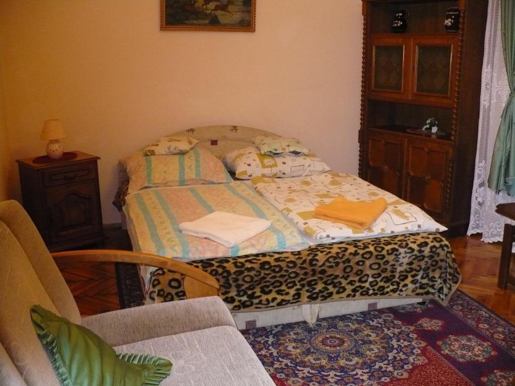 Kitty Apartman Apartamento Miskolc Quarto foto